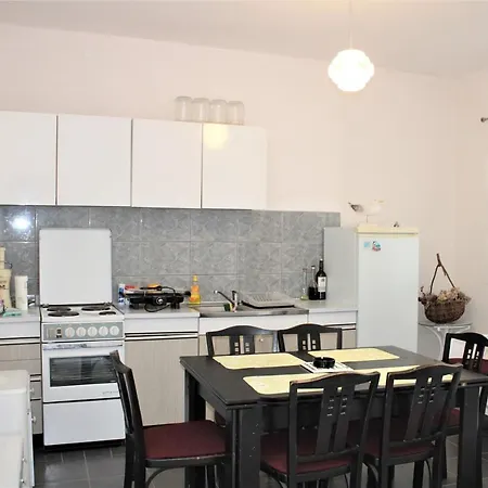 Apartment Dora